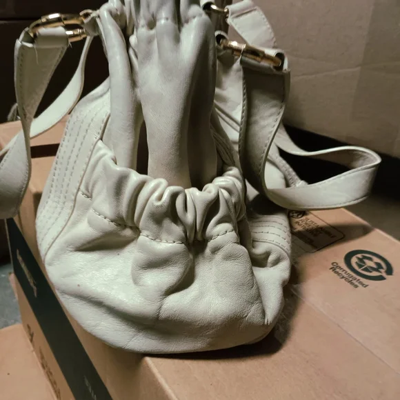 Vintage Michael Kors Beige Soft Leather Drawstring Hobo Bag - Picture 6 of 12